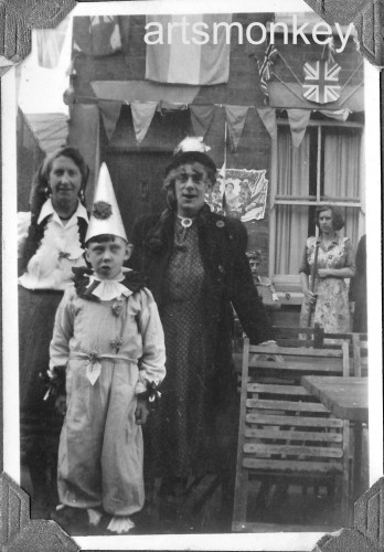 Cecil and his wife and son (Roger) in Pennyfarthing Street