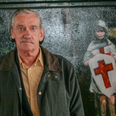 Michael Webb at the official opening of the Jubilee Mural, with his image as Richard The Lionheart | Anna Tooth